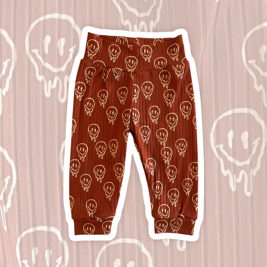 6-9M Rust Drippy Smileys Lounge Pants